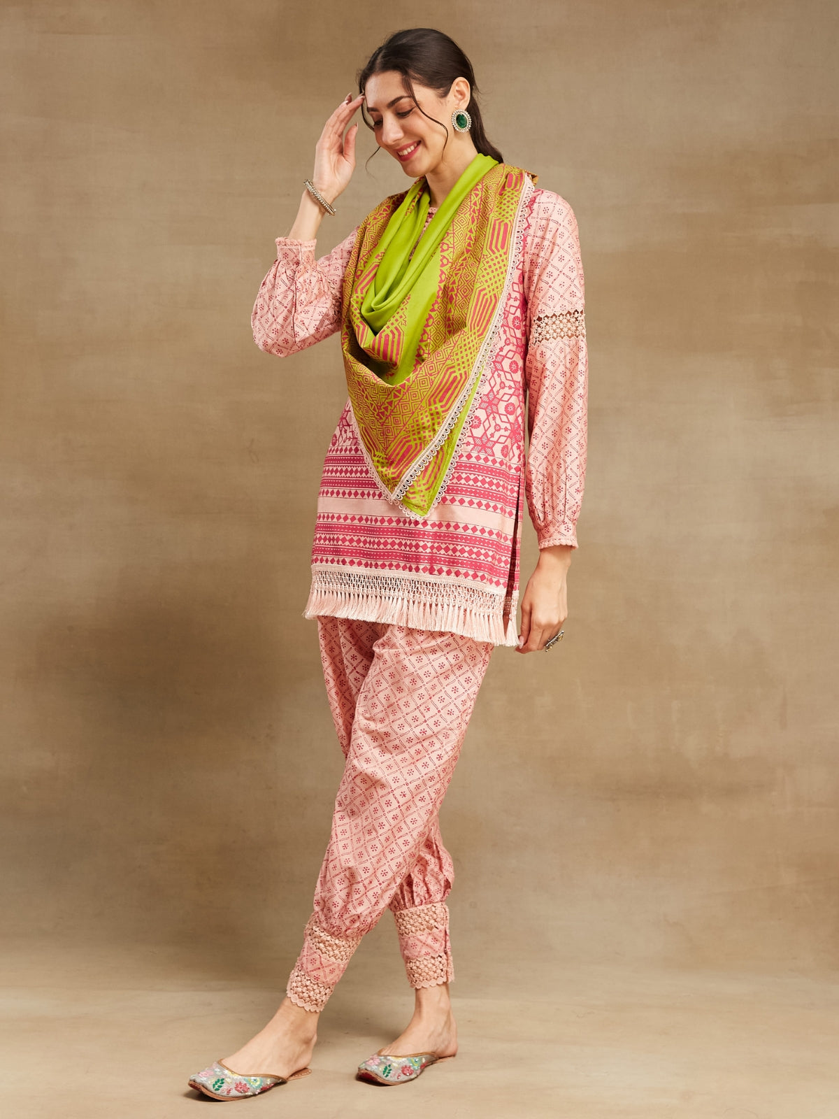 Peach Noor straight kurta with stole and afgani salwar