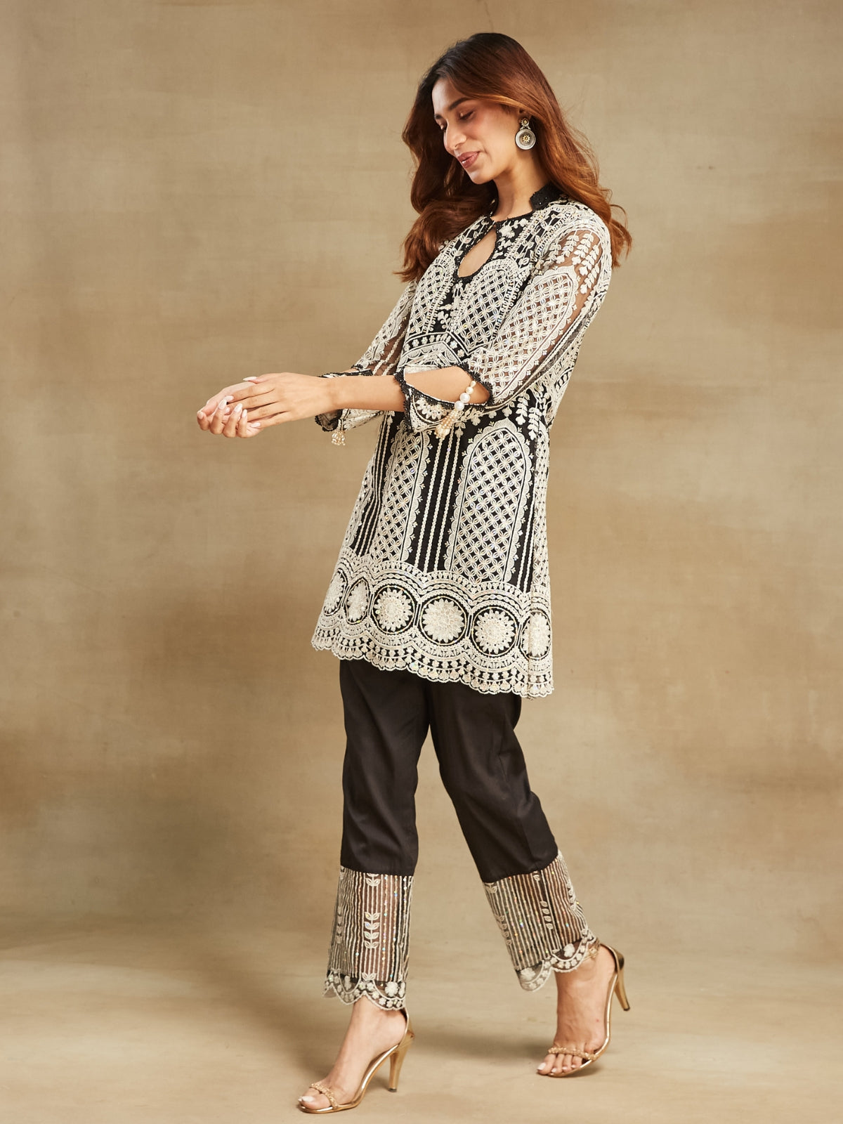 Black Noor embroidered key hole kurta with pant