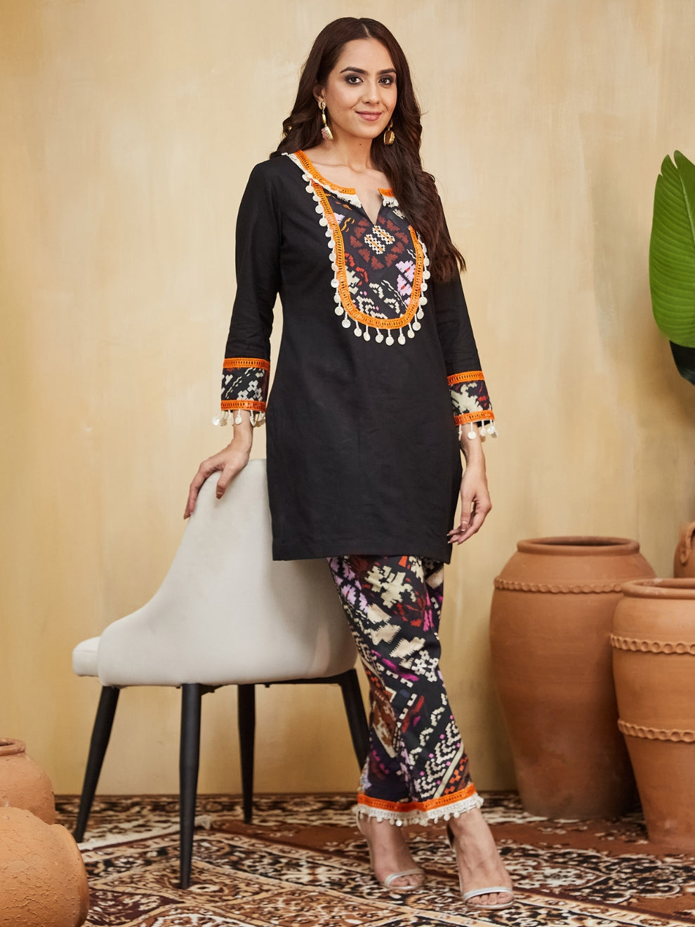 Anushka Straight Kurta With Pant