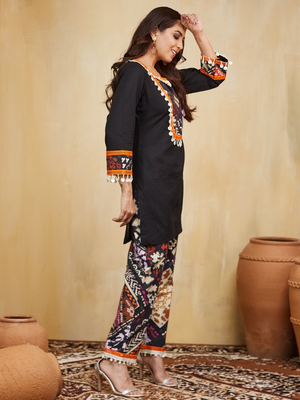 Anushka Straight Kurta With Pant