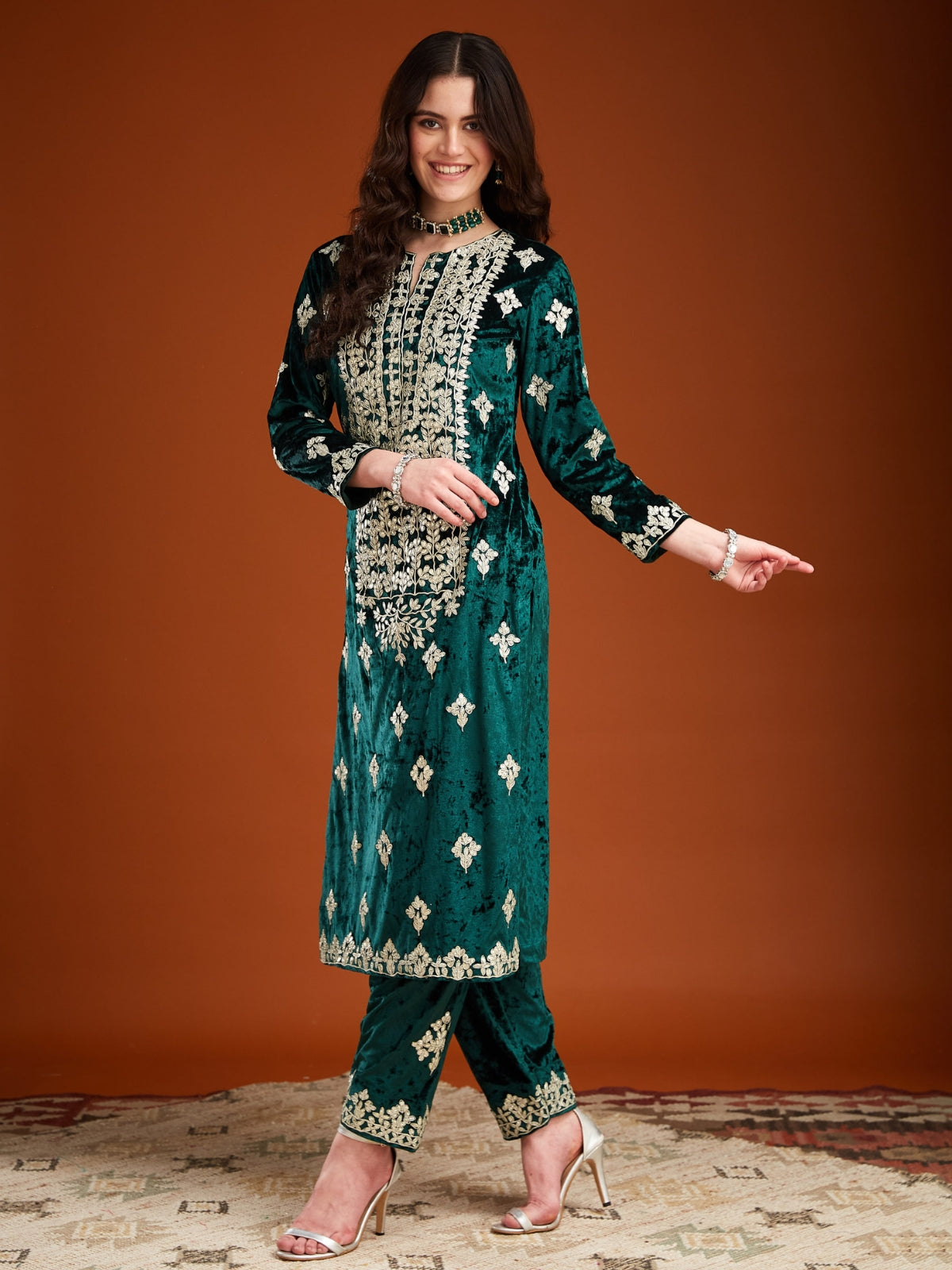 Green Velvet Magic Straight Kurta With Salwar And Dupatta