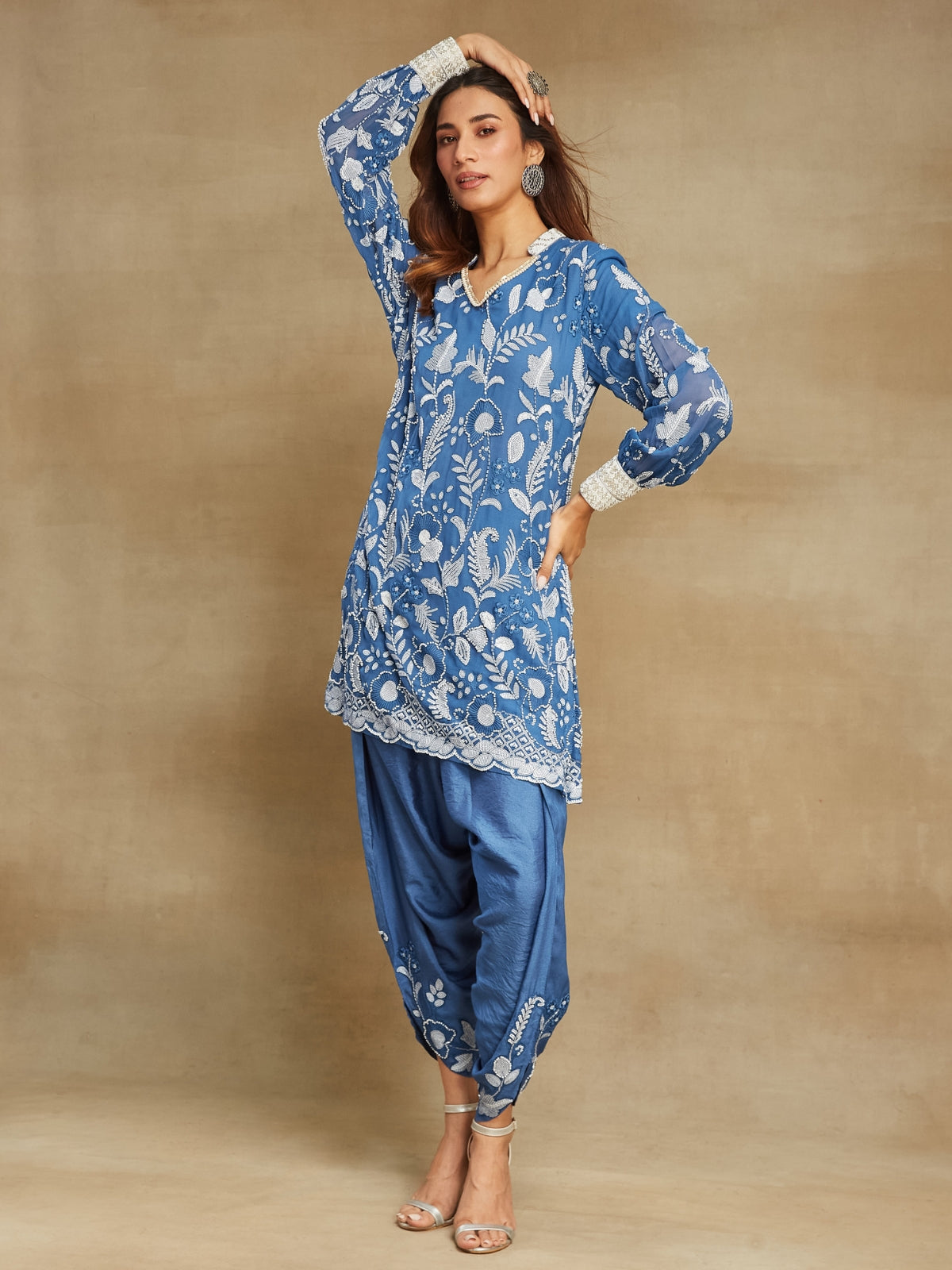 Noor V neck kurta with tulip salwar