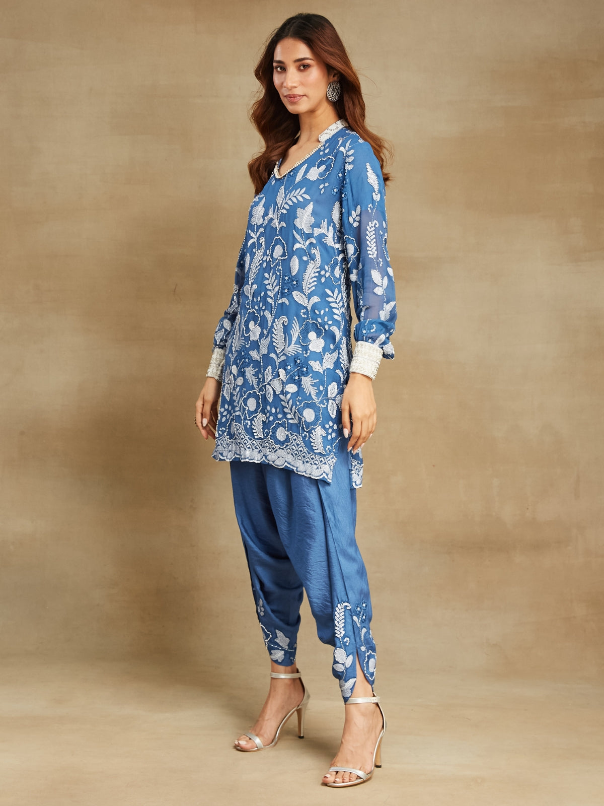 Noor V neck kurta with tulip salwar