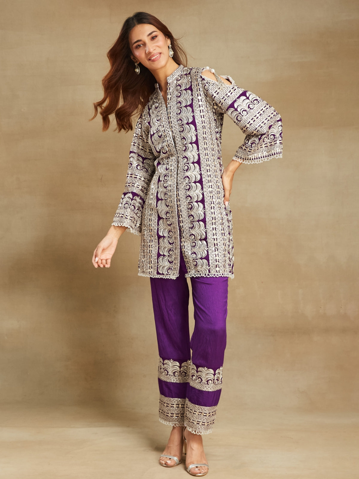 Noor sleeve hole kurta with pant