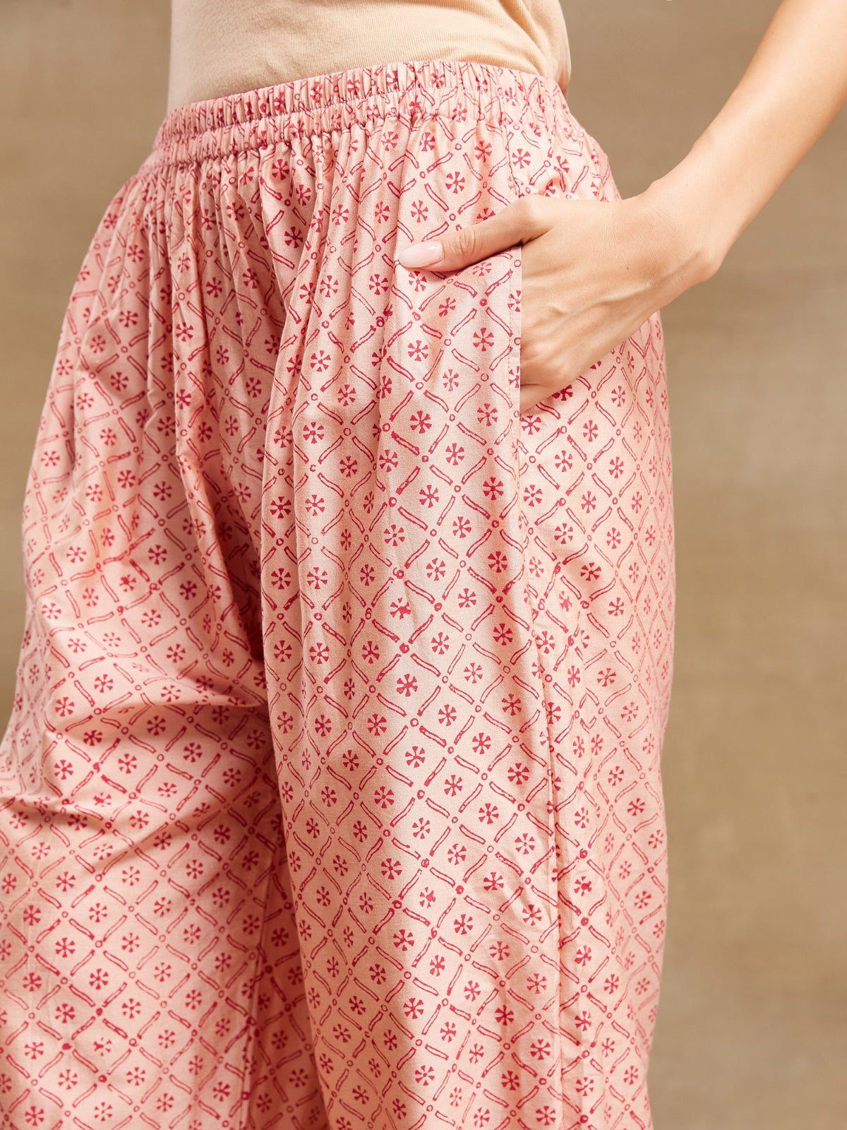 Peach Noor straight kurta with stole and afgani salwar