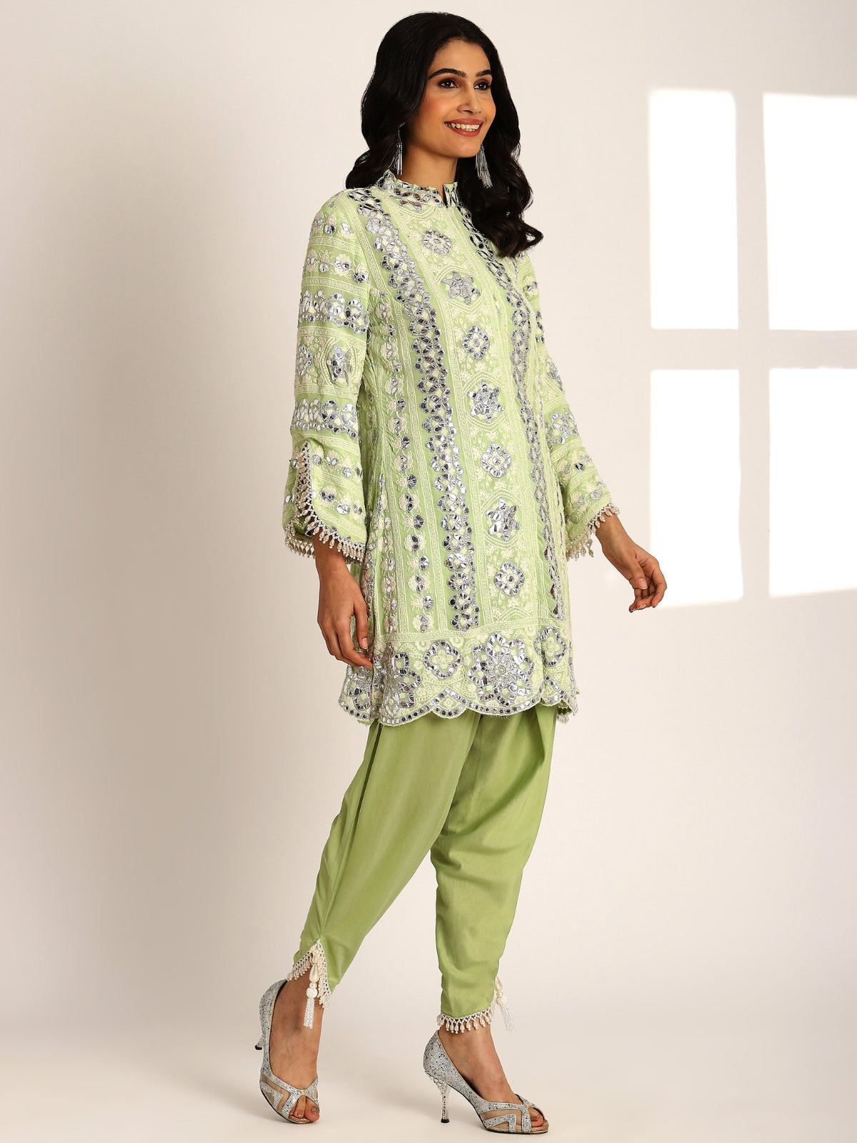 Falak Embroided Kurta With Tulip