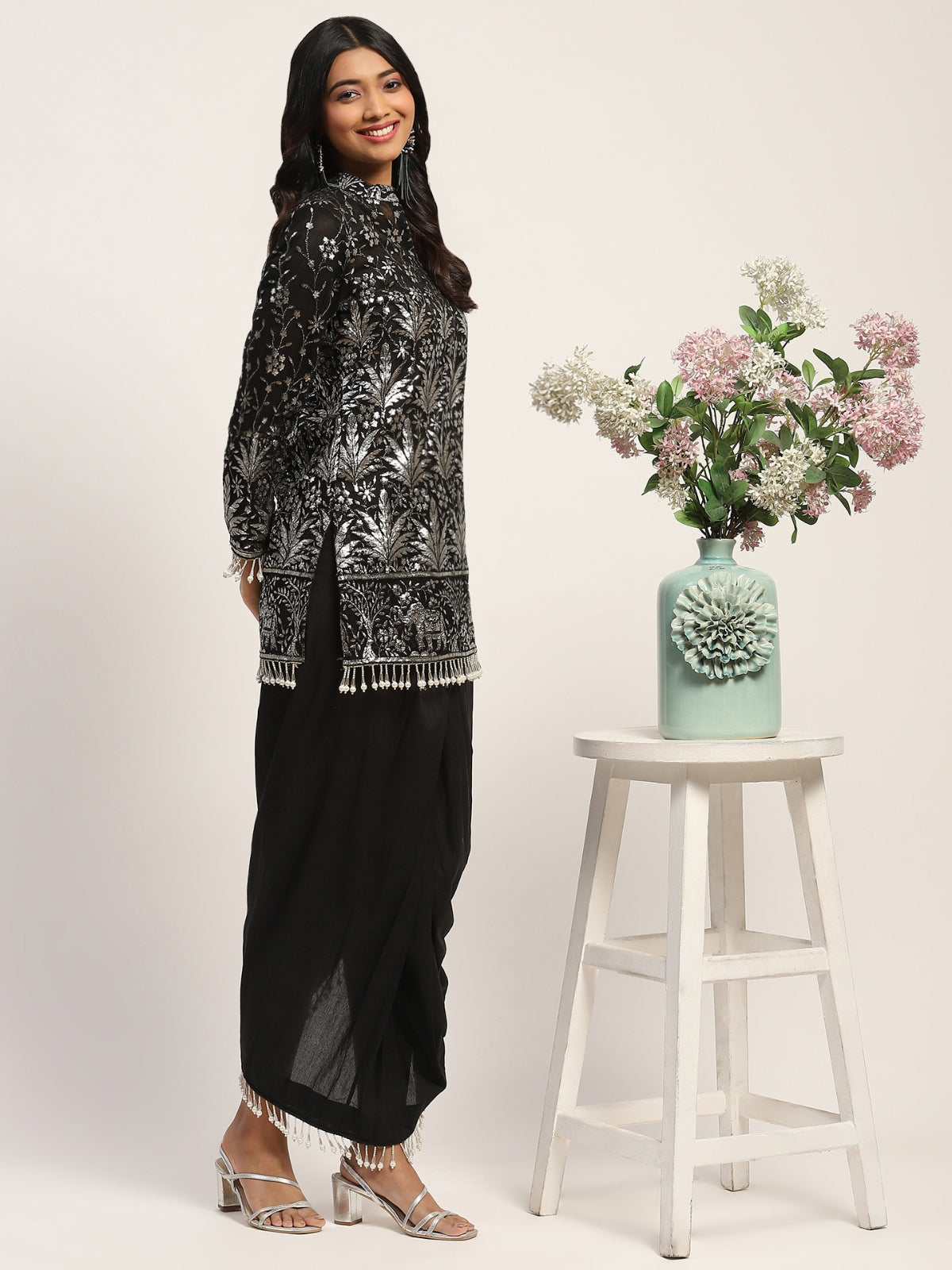 Black Azra Kurta With Tie Knot Skirt