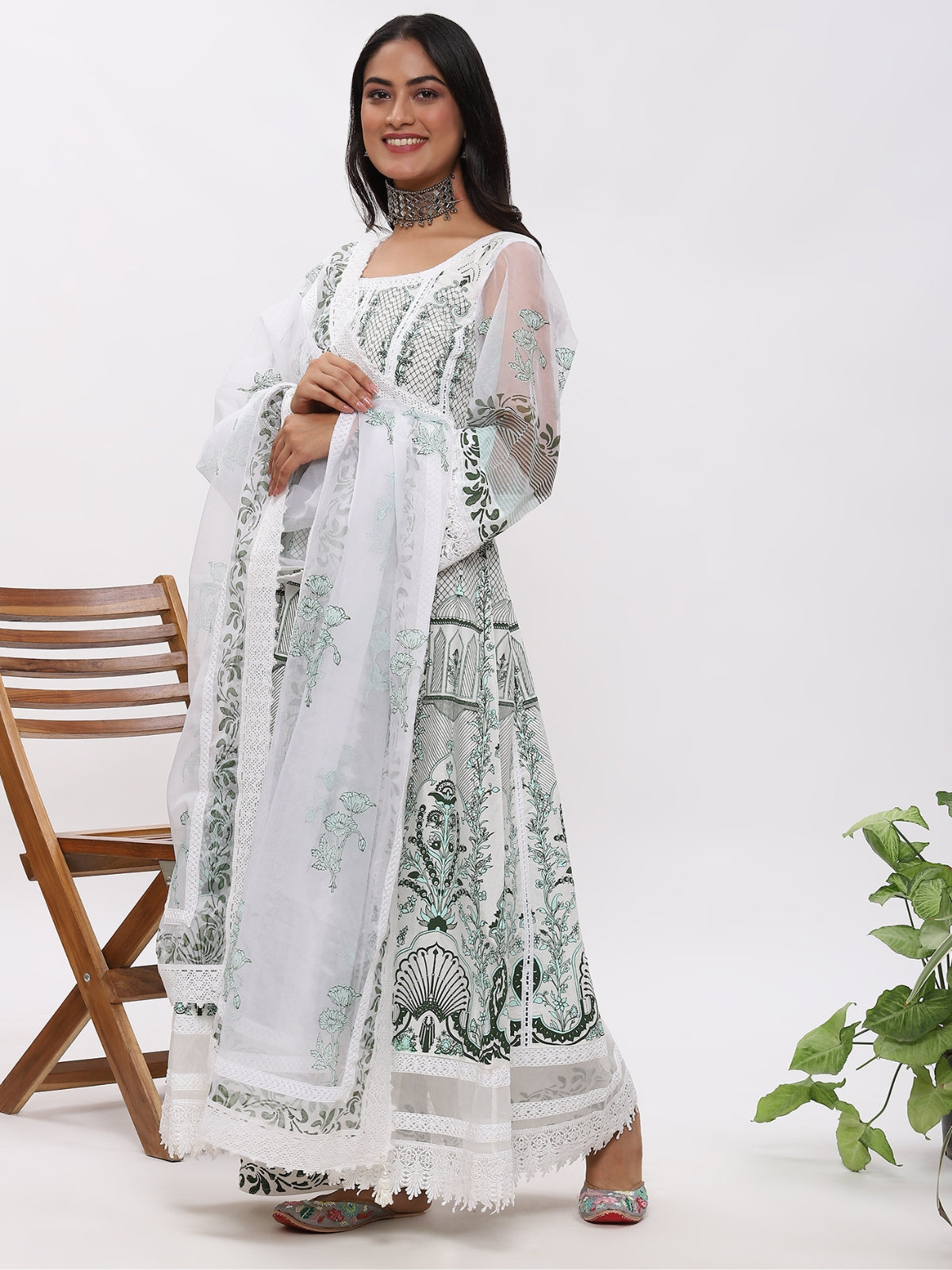 White Fanah Anarkali Kurta With Plazo And Dupatta