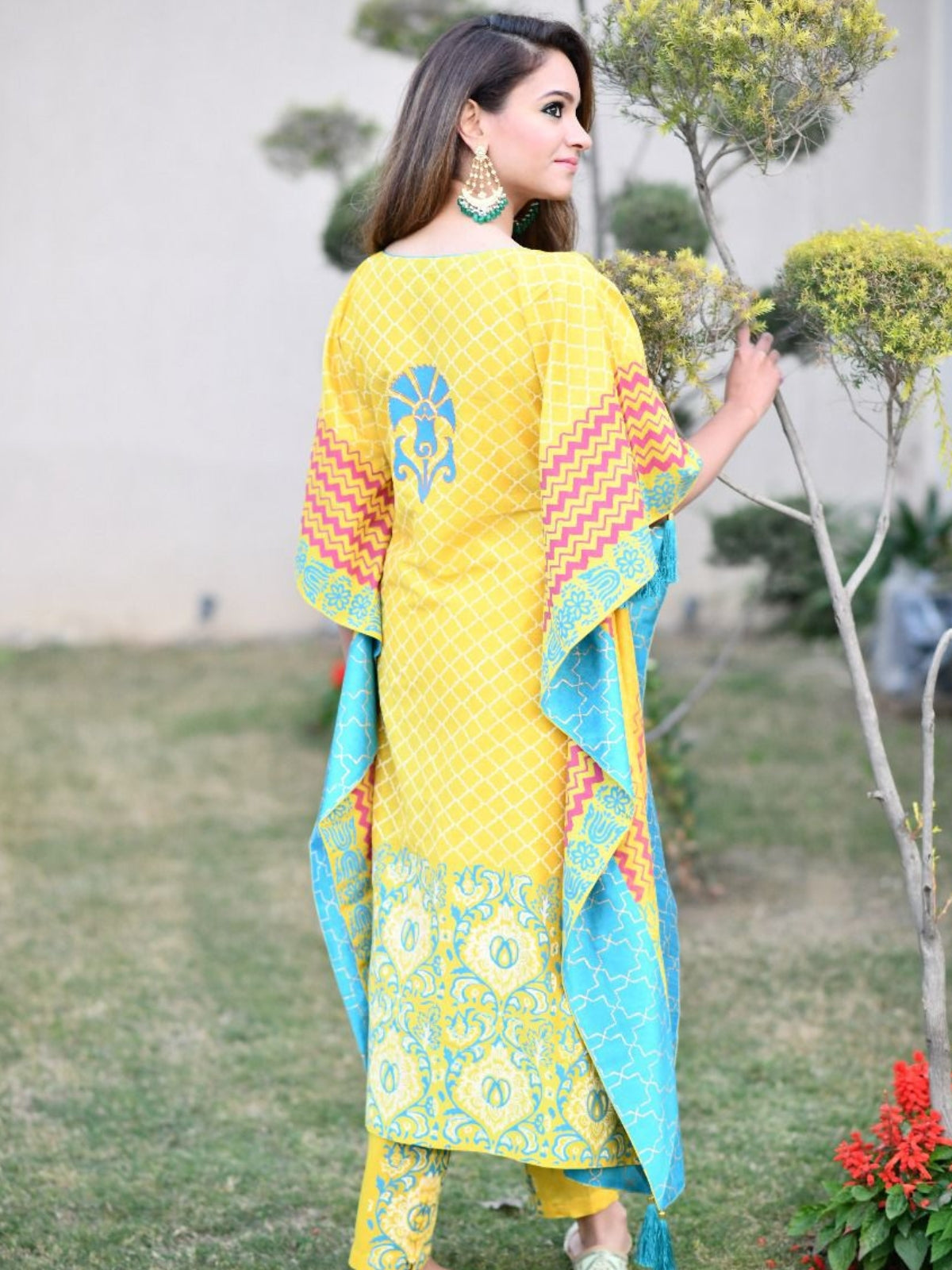 Palak Kaftan With Pant