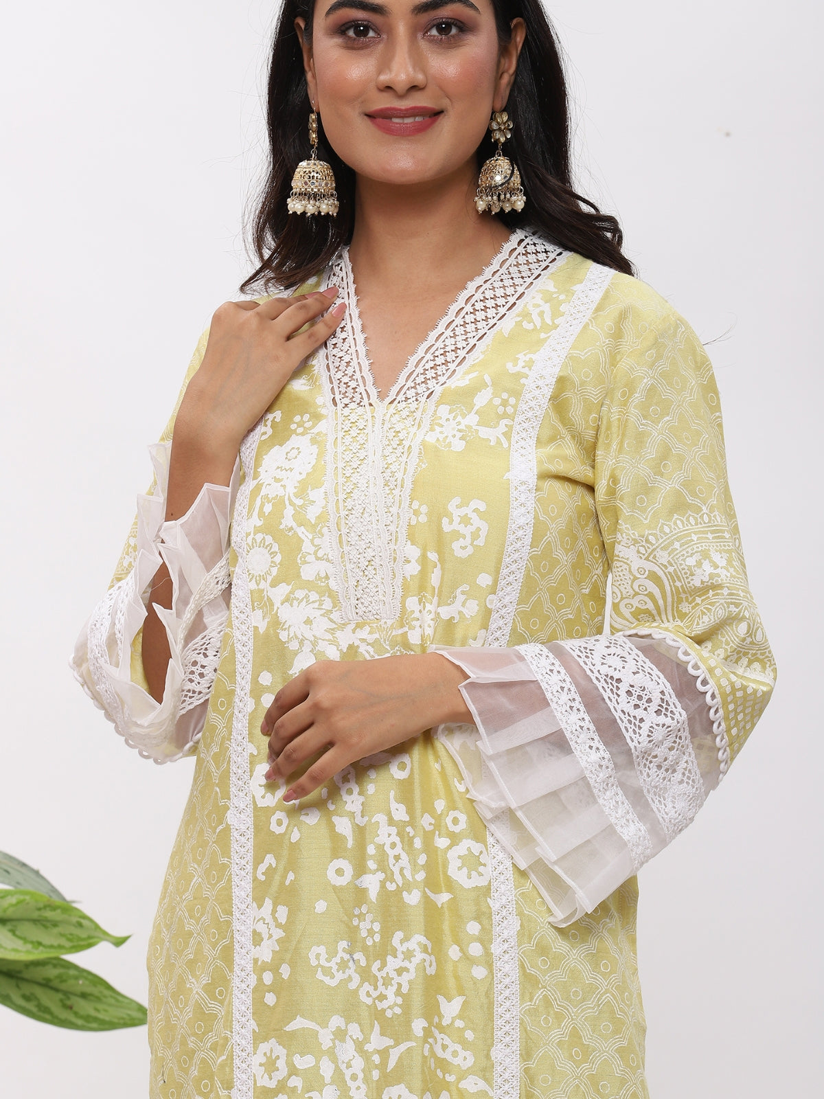 Neon Green Fanah Kurta With Plazo And Dupatta