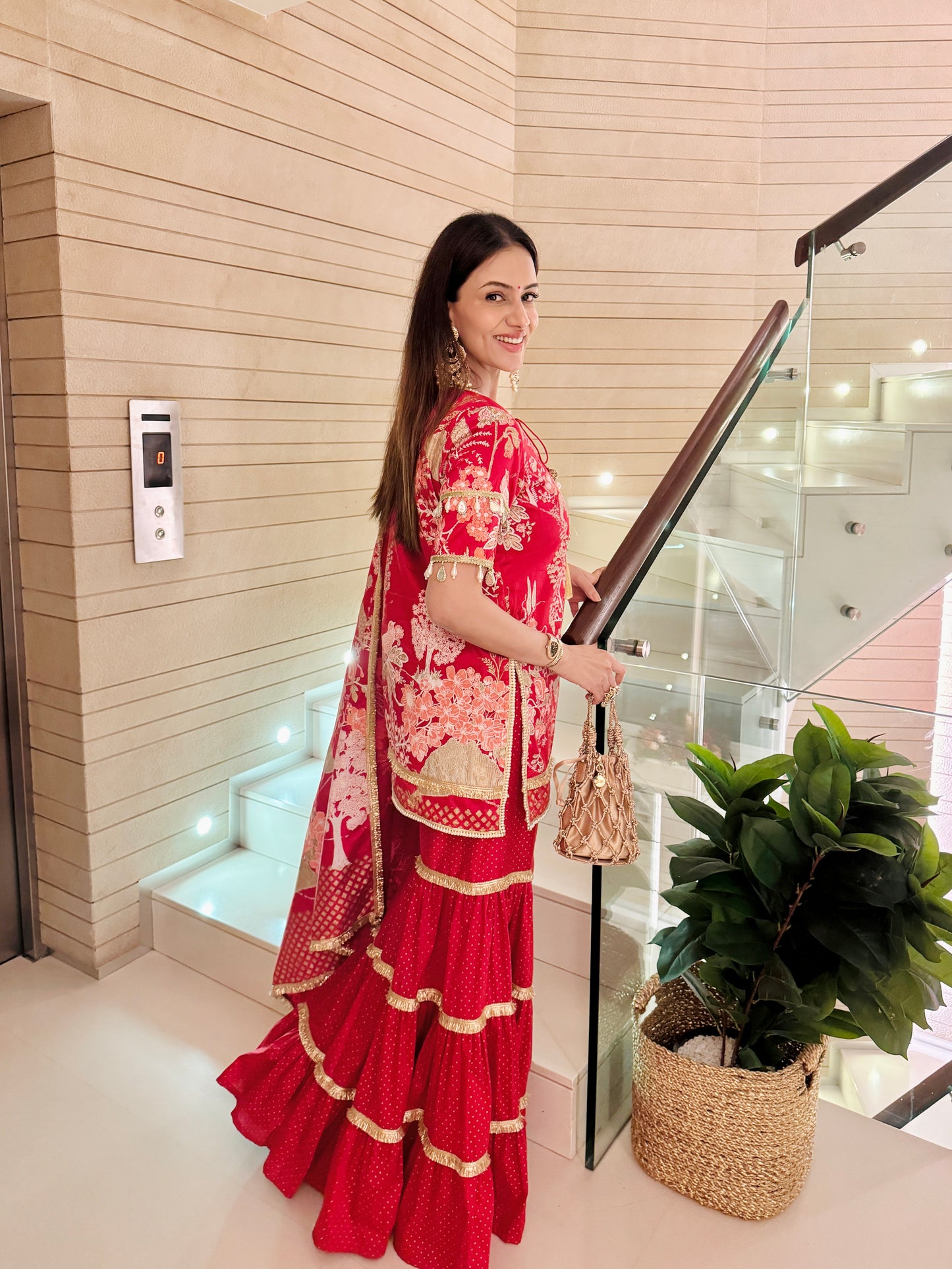 Smriti Khanna In Red Noor Keyhole Kurta, with Garara and Flowing Dupatta